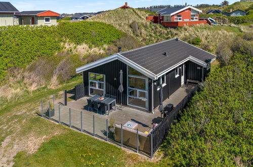 Foto 8 - Casa con 3 camere da letto a Harrerenden con terrazza e sauna