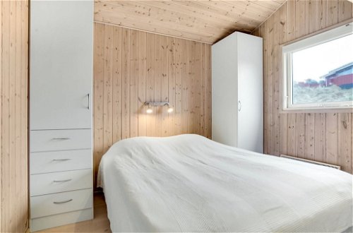 Foto 6 - Casa con 3 camere da letto a Harrerenden con terrazza e sauna
