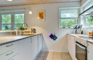Photo 3 - Maison de 3 chambres à Vesterø Havn avec terrasse et sauna