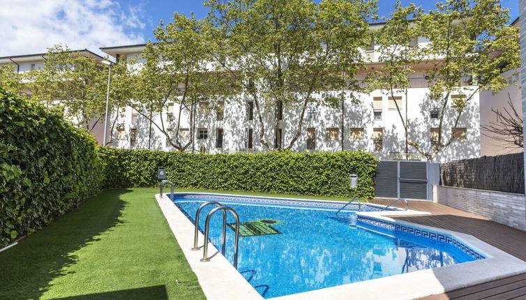 Foto 1 - Apartamento de 2 quartos em Castell-Platja d'Aro com piscina e vistas do mar