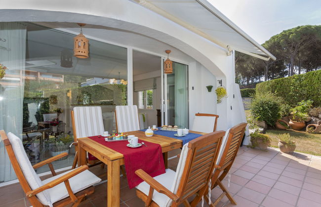 Casa de 4 quartos em Pals com piscina e jardim - Foto 2
