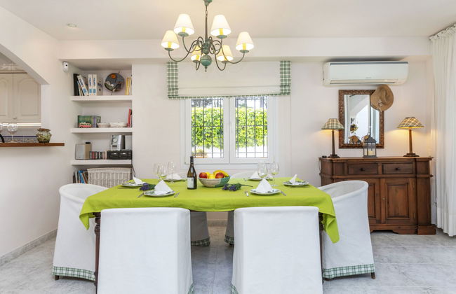 Casa de 4 quartos em Pals com piscina e jardim - Foto 9