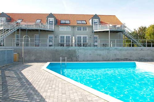 Foto 18 - Apartamento de 2 habitaciones en Allinge con piscina y terraza