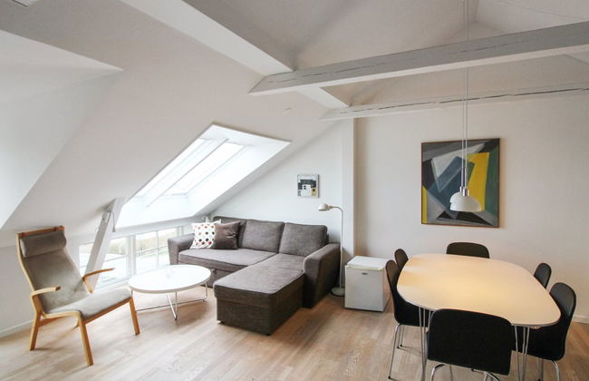 Apartamento de 2 quartos em Allinge com piscina e terraço - Foto 5