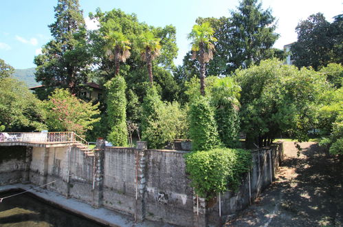 Foto 35 - Casa de 3 quartos em Laveno Mombello com jardim e terraço