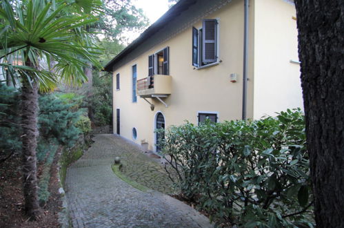 Photo 27 - Maison de 3 chambres à Laveno Mombello avec jardin et vues sur la montagne