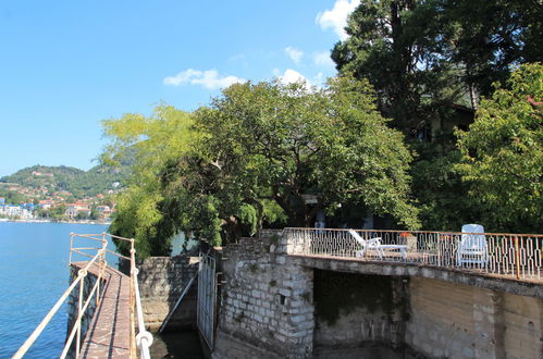 Photo 32 - Maison de 3 chambres à Laveno Mombello avec jardin et terrasse