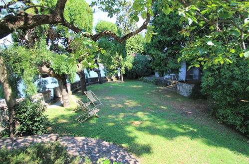 Photo 30 - Maison de 3 chambres à Laveno Mombello avec jardin et terrasse