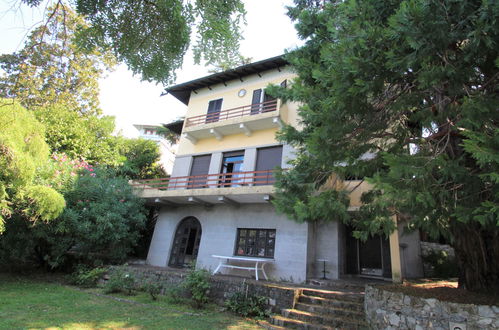 Photo 4 - Maison de 3 chambres à Laveno Mombello avec jardin et vues sur la montagne