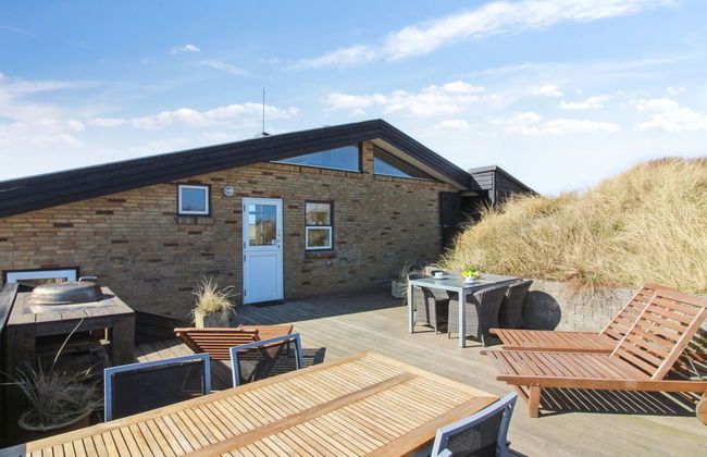 Casa de 4 quartos em Løkken com piscina privada e terraço - Foto 9