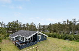 Photo 2 - Maison de 3 chambres à Løkken avec piscine privée et terrasse