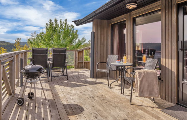 4 bedroom House in Fossdal with garden and terrace - Photo 1