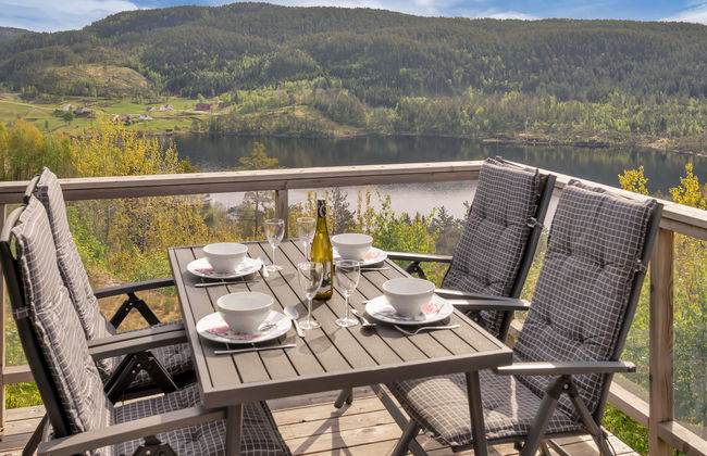 4 bedroom House in Fossdal with garden and terrace - Photo 13