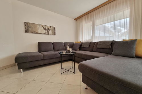 Photo 3 - 2 bedroom Apartment in Saas-Fee with sauna and hot tub