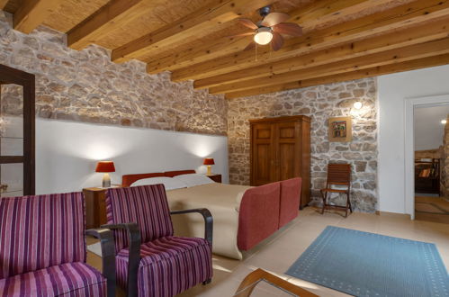 Foto 14 - Casa con 2 camere da letto a Sutivan con piscina privata e vista mare