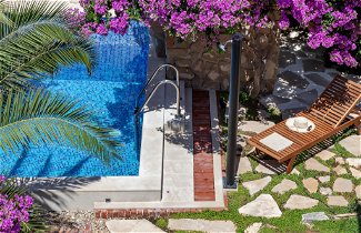 Foto 2 - Casa con 2 camere da letto a Sutivan con piscina privata e vista mare