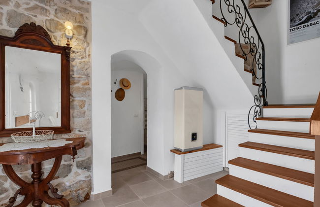 Casa de 3 quartos em Sutivan com piscina privada e jardim - Foto 15