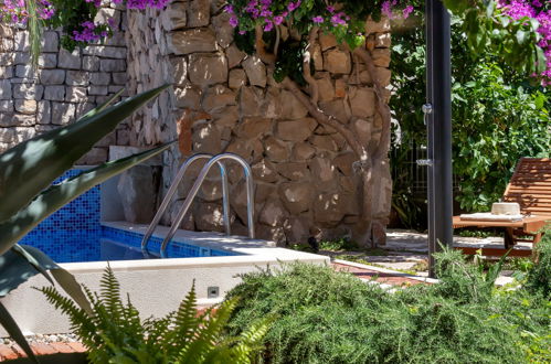 Foto 41 - Casa con 2 camere da letto a Sutivan con piscina privata e vista mare