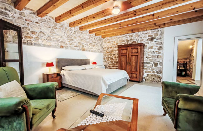 Casa de 3 quartos em Sutivan com piscina privada e jardim - Foto 46