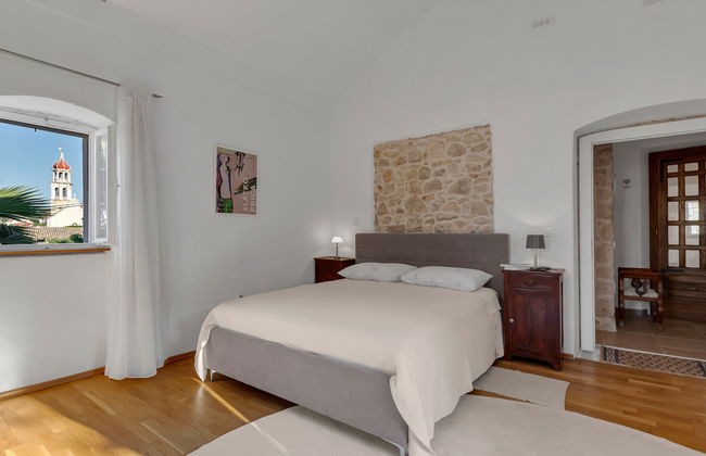 Casa de 3 quartos em Sutivan com piscina privada e jardim - Foto 22