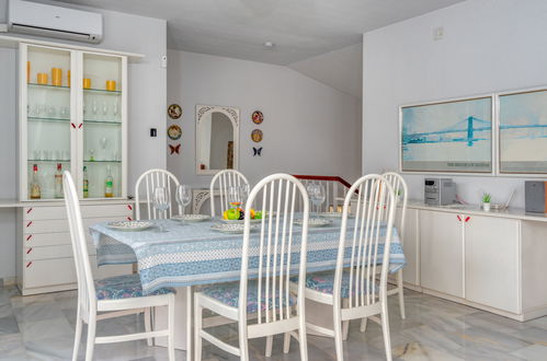 Photo 9 - 3 bedroom House in Mijas with private pool and garden