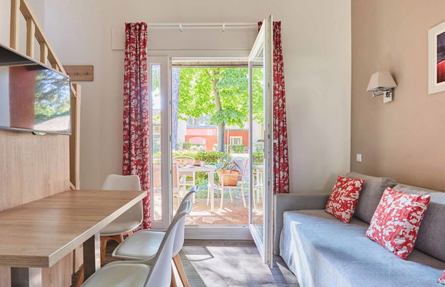 1 bedroom Apartment in Arles with swimming pool and terrace - Photo 9