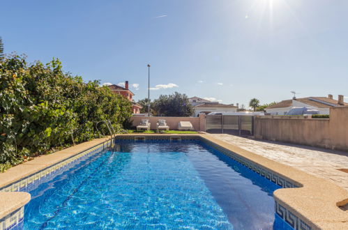 Foto 1 - Casa con 4 camere da letto a Deltebre con piscina privata e giardino