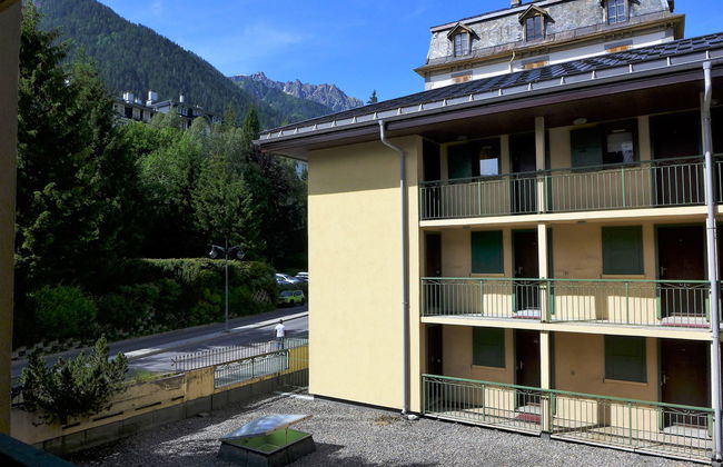 2 bedroom Apartment in Chamonix-Mont-Blanc - Photo 16