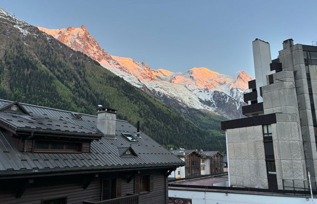 2 bedroom Apartment in Chamonix-Mont-Blanc - Photo 12