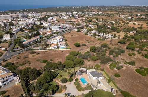 Foto 45 - Casa con 4 camere da letto a Lagoa con piscina privata e giardino