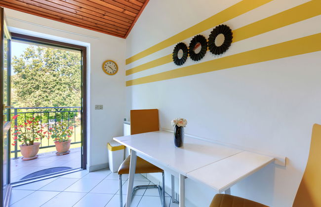 Apartamento de 1 quarto em Labin com piscina e jardim - Foto 2