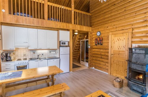 Foto 7 - Casa de 2 habitaciones en Kuusamo con sauna y vistas a la montaña