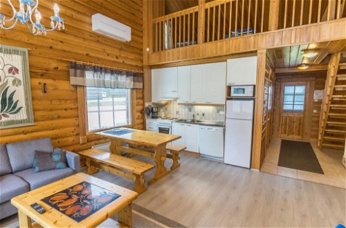 Foto 6 - Casa de 2 habitaciones en Kuusamo con sauna y vistas a la montaña