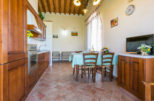 Photo 10 - Maison de 2 chambres à San Vincenzo avec piscine et jardin