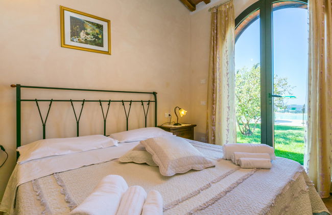 Casa de 2 quartos em San Vincenzo com piscina e jardim - Foto 18