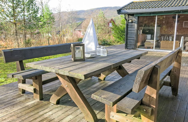 Casa de 4 quartos em Fossdal com jardim e terraço - Foto 2