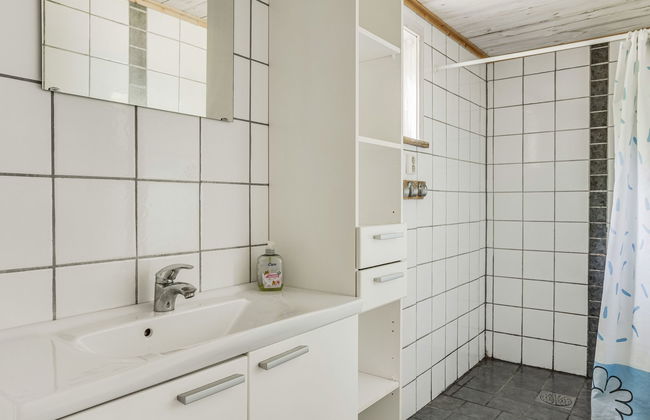 Casa de 4 quartos em Östra Frölunda com jardim e terraço - Foto 19