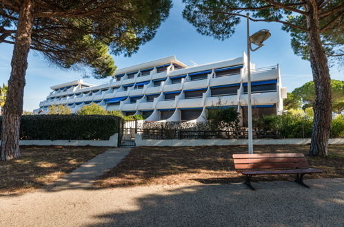 Photo 20 - Appartement de 1 chambre à Le Grau-du-Roi avec jardin et vues à la mer