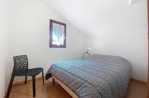 Foto 5 - Haus mit 1 Schlafzimmer in Les Mathes mit schwimmbad und terrasse