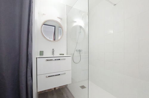 Foto 20 - Haus mit 1 Schlafzimmer in Les Mathes mit schwimmbad und terrasse