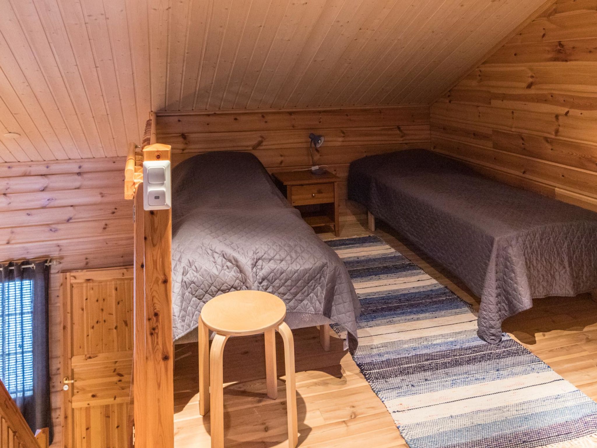 Foto 14 - Haus mit 1 Schlafzimmer in Kolari mit sauna und blick auf die berge