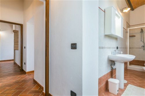 Foto 13 - Appartamento con 1 camera da letto a Volterra con piscina e giardino