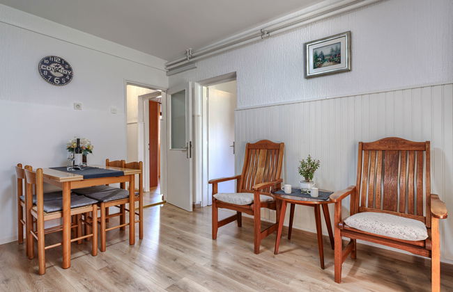 Apartamento de 2 quartos em Poreč com jardim e terraço - Foto 11