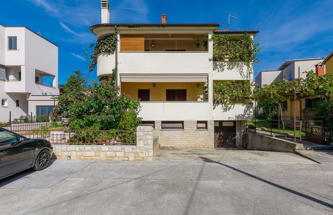 Apartamento de 2 quartos em Poreč com jardim e terraço - Foto 19