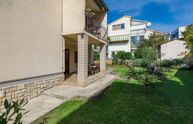 Apartamento de 2 quartos em Poreč com jardim e terraço - Foto 20