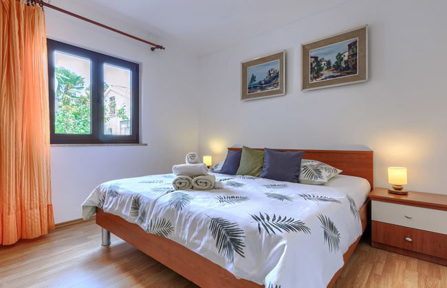 Apartamento de 2 quartos em Poreč com jardim e terraço - Foto 5