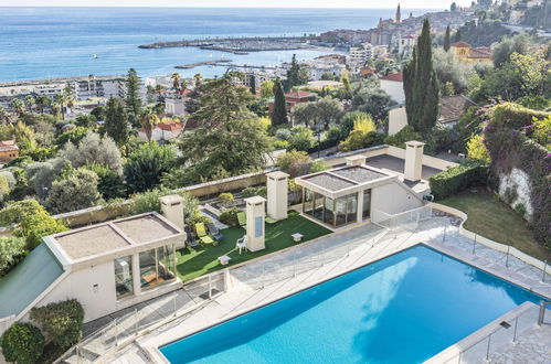 Foto 1 - Apartamento de 2 quartos em Menton com piscina e vistas do mar