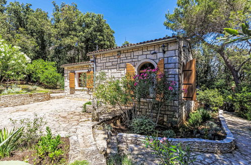 Photo 39 - Maison de 6 chambres à Pula avec piscine privée et jardin