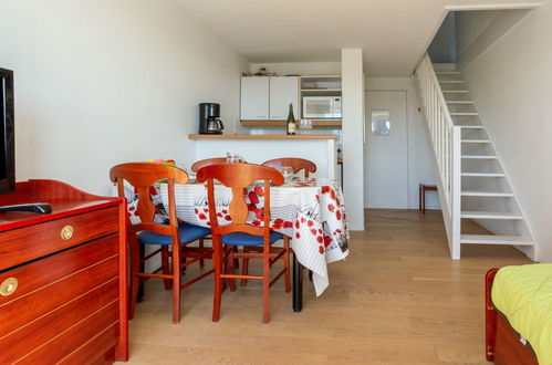 Foto 6 - Apartamento de 2 quartos em Dives-sur-Mer com piscina e vistas do mar