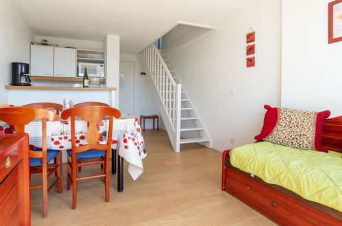 Foto 8 - Apartamento de 2 quartos em Dives-sur-Mer com piscina e vistas do mar